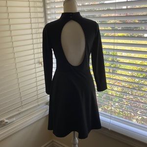 FREE PEOPLE - stretchy black collared dress